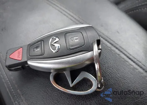 2017 Infiniti Qx30 Sport z USA, uszkodzony, nr VIN SJKCH5CP2HA019583